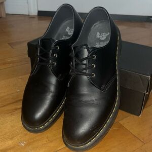 Used Dr Martens Oxford leather shoes